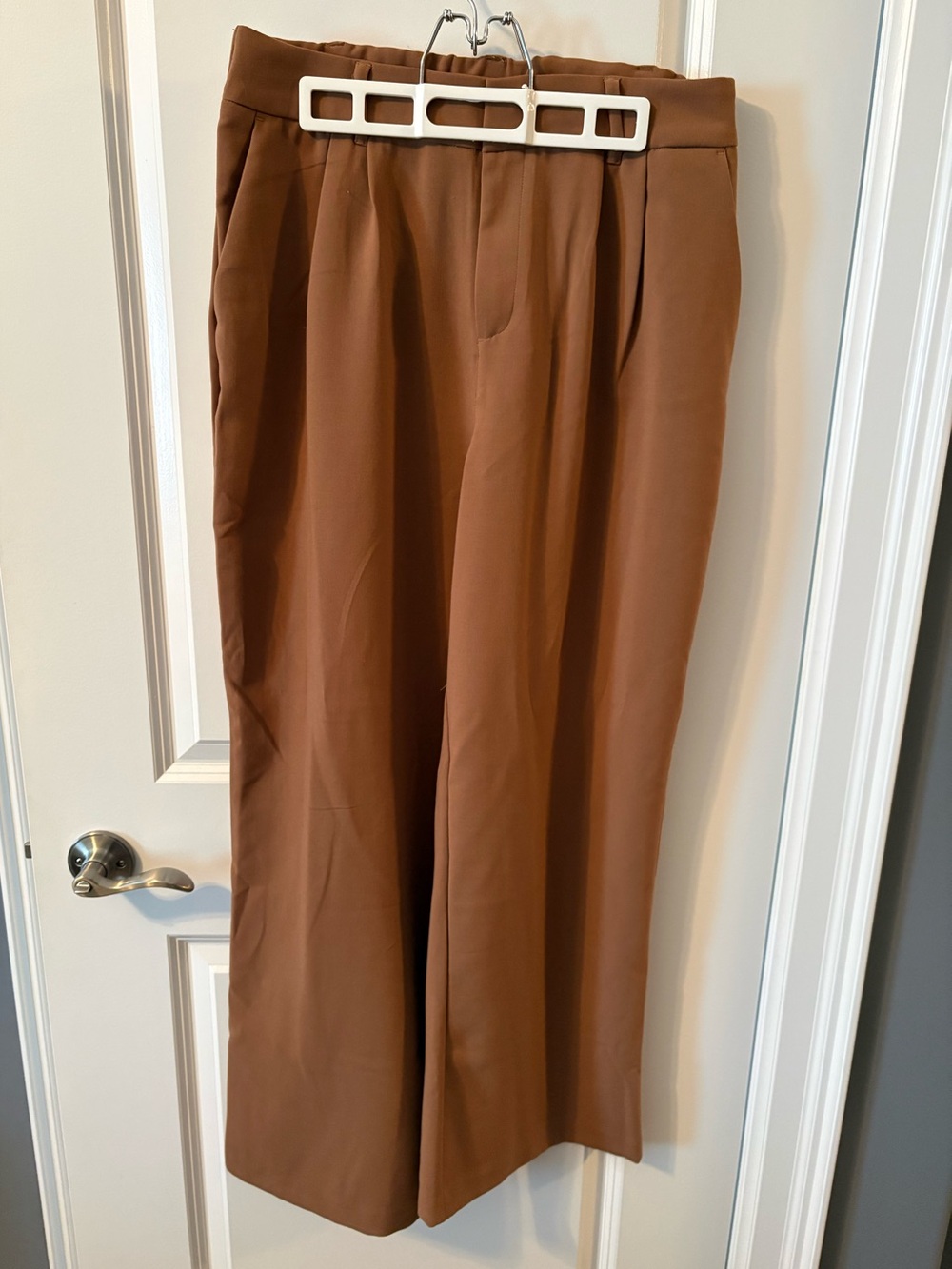 NWOT Wide Leg Pant